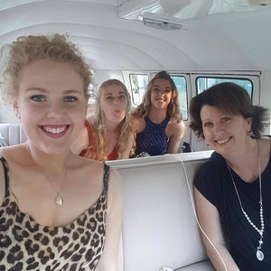 Meet your Posher, Debra